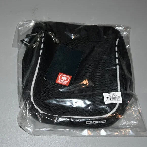 OGIO DOPPLER TRAVEL TOILETRY KIT - Picture 3 of 3